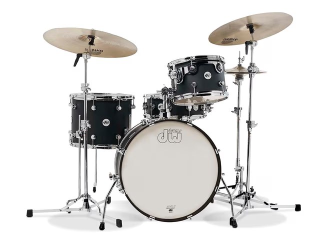 DW Design Series Frequent Flyer 4-Piece Kit acoustic drum kit